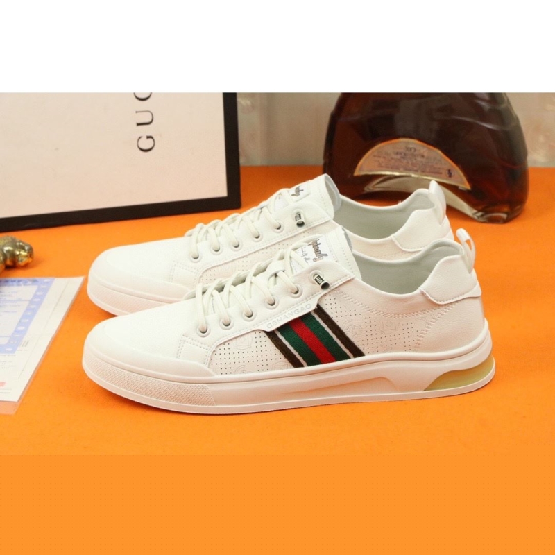 G*u*i casual shoes